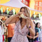 Ivette Vergara Instagram - Ya estamos listos para la fiesta folclórica más importante de nuestro país 🇨🇱 Un honor animar una vez más el Festival del Huaso de Olmué y que mejor con mi querido @fuentesilva . Nos vemos hoy por las pantallas de @tvn 💕❤️ • Styling: @majo_olas 💄: @oscarbravo_a 💇🏻‍♀️ @sritanino y @samuelrubio_oficial 👠: @zapatoskarensapiain 👗: @vestidosunique 💅🏻: @elevenstudio_cl