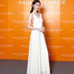 Ivy Shao Instagram – 寶拉珍選【縮時亮白時光艙】
快閃店將於4/12開始，在全台巡迴登場啦！
高雄、台中、台北的朋友你們準備好了嗎？
夏天美白就用寶拉珍選早C晚C組合，
C15這次全新升級，15分鐘就能又亮又白，
早上防曬前用C15更加抗氧化，晚上用C25淡斑亮白。
把美白基底打好，夏天就放心當個白皙亮白女子☺️

@paulaschoice_tw