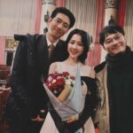Ivy Shao Instagram - 商魂今晚最後一次與大家訴說當年的故事， 感謝所有幕前幕後的團隊， 播出後遇到的朋友都告訴我好喜歡商魂， 這是靠大家團結努力與才華。 謝謝雪玉這麼可愛溫暖， 照耀了我讓我有溫度去照耀身旁的人。 人生有各種不同的選擇， 每選一種就會發生不同的故事， 而這是林燈先生的故事，也是我們的故事☺️ 希望你們能開心收看。 雪玉下台一鞠躬 下次見👋