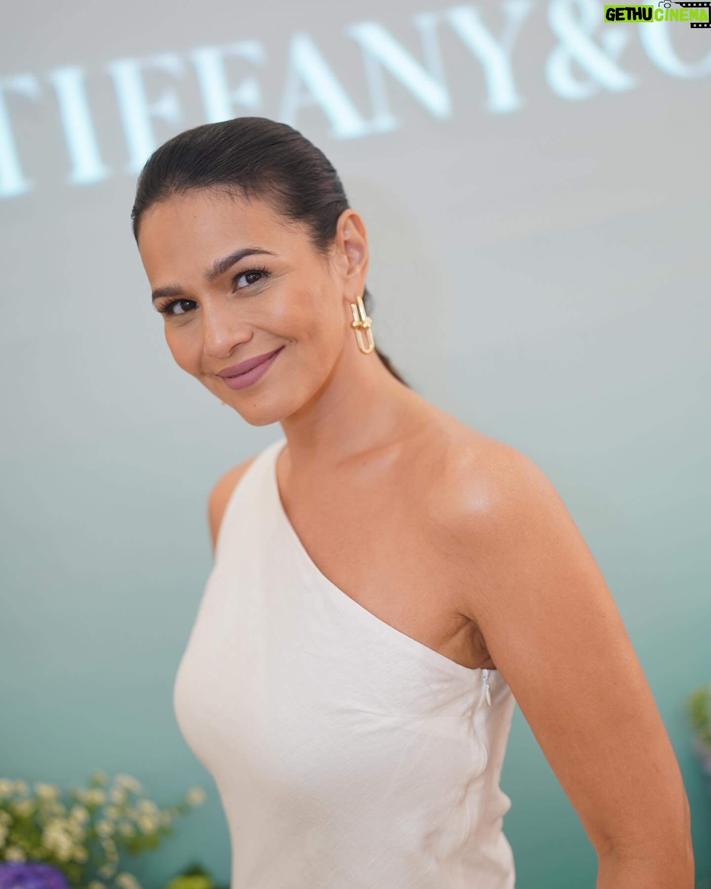 Iza Calzado Instagram - Reminiscing on this lovely afternoon with dear friends for the launch of the Tiffany icons collection. ππ€ I had a lovely time catching up with everyone! Thank you, Tiffany and Co! βΊ πΈ @rynong