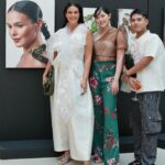 Iza Calzado Instagram - Faces and Flora. 💐 These Masterpieces of art by @janvmayo were created with UP Diliman Institute of Biology and the Philippine Taxonomic Initiative to bring to light our country’s native and endemic flora. “Melochia umbellata, commonly known as labayo, is a native tree found in the Philippines. The epithet of its scientific name comes from the Latin word “umbellatus” which means umbel-like. However, unlike what its name suggests, the labayo has corymb inflorescence or flat-topped flower arrangement.” “Crateva religiosa, commonly known as salingbobog, belongs to the Caper family. Salingbobog is a naturally occurring tree in the Philippines. It inhabits inundated forests and is usually found in low-elevated areas and rarely seen in places with medium elevations. During its flowering season in summer, the salingbobog shows various colors as it blooms.” If you’d like to visit the exhibition, it is located at the Upper Courtyard of the National Museum of Natural History! Open Tuesdays to Sundays, 9 AM to 5 PM. Free admission, too! 🤗