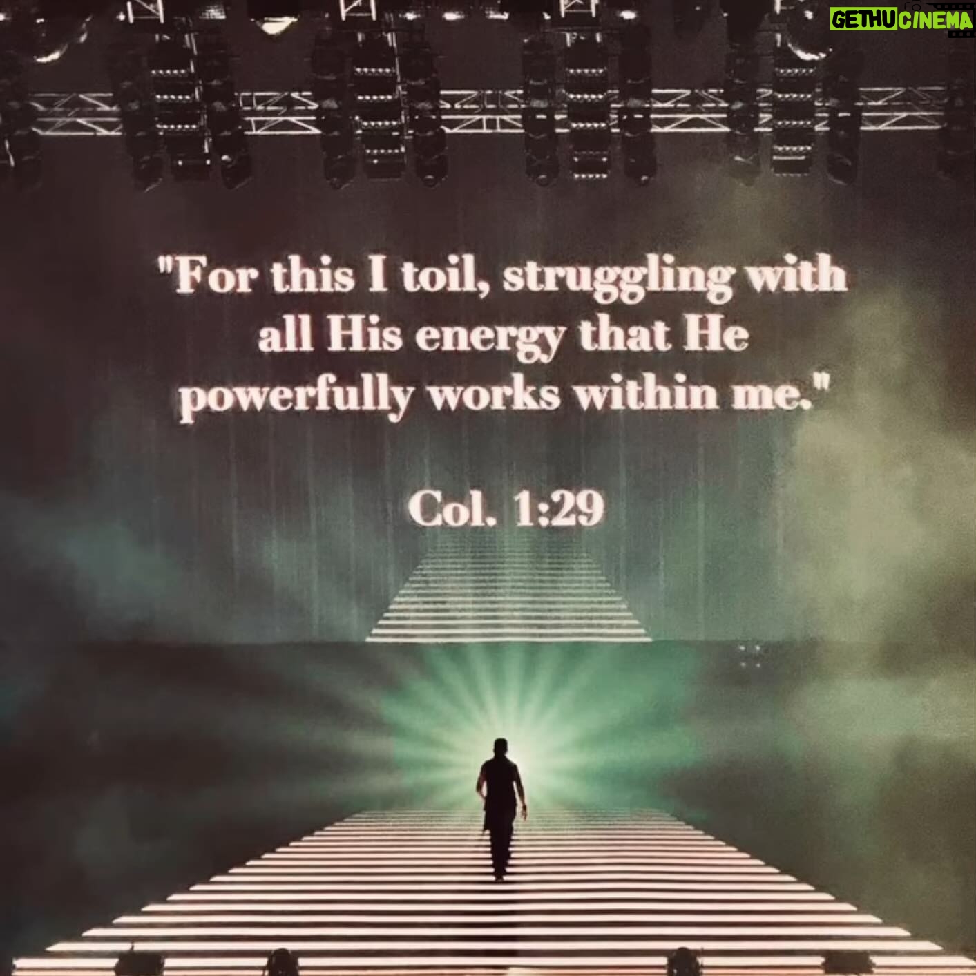 Iza Calzado Instagram - A week ago, I was fortunate enough to watch one of the greatest performers I know. Everytime I watch a Gary V concert, I find myself crying from the pure love and energy that surrounds the show. You see, his songs always find the deepest and darkest parts of my soul that need healing. It’s as if the songs were made by me, allowing me to feel seen and heard. Perhaps this is one of his greatest gifts, to touch the hearts, minds and souls of people watching him. God speaks through you, Tito Gary, and that is such a big gift and responsibility. I personally know the lengths you will go for friends who need to feel your energy. Thank you for visiting daddy during his last days here on earth. So I say thank you, for the pure energy. Thank you for the music that makes me dance and cry. Thank you, for giving so much of yourself to fulfill your purpose here on earth — big or small. May God continue to bless you and guide you on the next part of your journey. No matter what stage, I will always be there to support you and be your fan and friend, Tito @garyvalenciano P.S. Maybe we can work on another movie one day! 🫶🏽 P.P.S. Much love and thanks to you Kaps @iamnoelferrer for treating us to this concert and to Tita @angelipv for finding us the best tickets possible since we booked so late! Thank God we were able to watch! ❤️