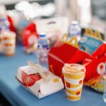 Iza Calzado Instagram – McDonald’s filled our bellies with Crispy Chicken Mcdo, orange juice, and happy meals for our happy girls! 🍗🥰 Thank you for being a part of Dia de la Deia! 🤍