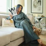 Iza Calzado Instagram – Must admit, the holiday season has been a LOT! Who else can’t wait to chill and read a good book after the Holidaaaaze?!? 🙋🏽♀️