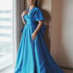 Iza Calzado Instagram - One of the fun things about my job is that I get to play dress up and get dolled up like this. I love my job and forever grateful for every opportunity sent my way! Happy Labor Day! 💙 Gown by @markbumgarner Jewlery from @diagoldjewelry Makeup by @juansarte Hair by @jan.edrosolan Styling by @iamkatrinacruz and @johnkarunungan