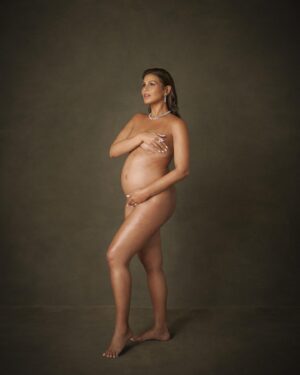 Iza Calzado Instagram - When I look at these images, I am reminded of how powerful I felt when I was giving life to Deia inside me. It was the first time in my life that I fully embraced my body and the DIVINE POWER inside me. 

As I felt the life growing inside me, I vividly remember holding my belly as it dawned on me what great privilege and power I have been given to carry a child. 

May every woman be able to tap into their power, in whatever way, shape or form. It may be by revolutionizing change in their own communities. Being a career woman or homemaker, being a creative or having a corporate job. Whether it is by nurturing yourself, a child, pets, plants or other people we have chosen as our family. You are giving life to another, yes, even art — and that is power. 

As we usher in International Women’s Day, may every woman feel worthy to take up space and be seen and heard. May every one of us feel more than enough. 

Celebrating and honoring my body for all that it has done for me and continue to do for me. I AM GRATEFUL. I AM A WOMAN. I AM POWERFUL!

#thebodyloverevolution