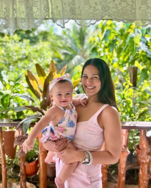 Iza Calzado Instagram - Several years ago, Ben proposed to me in this lovely place in front of friends and family. Now, as our family grows, we get to explore and experience @sonyasgarden through the lens of our darling Deia. Grateful to Tita Sonya and everyone there for nourishing us. We feel so blessed by your love. 🌺🐝🥗🌼💖