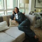 Iza Calzado Instagram – Must admit, the holiday season has been a LOT! Who else canβt wait to chill and read a good book after the Holidaaaaze?!? ππ½ββοΈ
