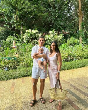 Iza Calzado Instagram - Several years ago, Ben proposed to me in this lovely place in front of friends and family. Now, as our family grows, we get to explore and experience @sonyasgarden through the lens of our darling Deia. Grateful to Tita Sonya and everyone there for nourishing us. We feel so blessed by your love. 🌺🐝🥗🌼💖