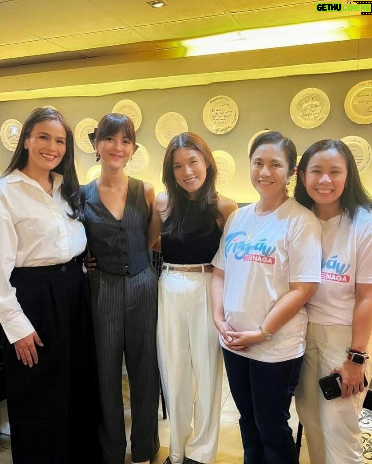 Iza Calzado Instagram - Tingráw Last April 23, a series of events were held in Naga to celebrate the youth, the women and the people of Naga. It also happened to be a day to celebrate the birthday of one amazing woman who hails from Naga named @attylenirobredo 💖 Tingráw, the name of the event, Is a Bicolano word that has several meanings to it and some that I love is “to bloom” “strength” “hope” and that day I felt all these as I took part in the events that @angatbuhay held on that day. To witness how efficiently and effectively the team executed the events amazed me. Ang galing ng team @raffymagno at lahat ng volunteers. Saludo ako! The day started with Matino at Mahusay, a youth summit where I was able to be part of a panel discussion on volunteerism and civic engagement led by @aikarobredo with my partners from @shetalksasia Lakas ng Kababaihan came next and there were 800 mothers who were pampered for the day. From having their nails done, to eye check ups, to massage, having photos taken and more — our nanays were given a day off to take the time to put themselves first. Partners like @belo_essentials @cocacolaph @viviansarabiaoptical and more were very generous with their support. Ang sarap makita ang mga ngiti ng ating super nanays! To cap off the series of events, a concert was held where local talent were given the chance to showcase their gifts and there were artists from Manila who flew in to celebrate the birthday of our beloved Ma’am Leni. You can really feel the love, respect and adoration people have for her. The more time I spend with you, the more I appreciate you for the human being and the leader that you are. Buhay na buhay ang pag asa dahil sa mga taong katulad mo. Thank you for existing and thank you for allowing me to be part of your celebration! Happy Birthday! Mabuhay ka, Kumare @lenirobredo 💖