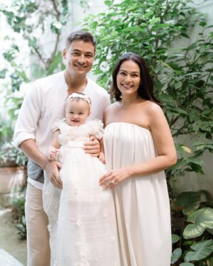Iza Calzado Instagram - Heirloom pieces, beautifully and lovingly made for our girls by @rajolaurel 💝

Luckily blessed by Fads, Father @titocaluag who officiated the baptism of our babies! 🙏🏽

We are so grateful for the love you have showered our families with! 🥰