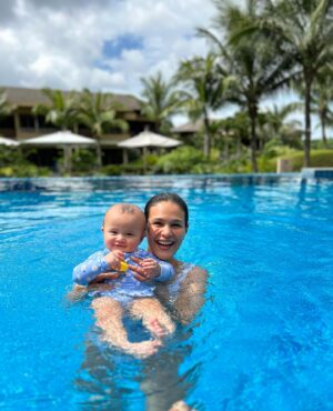 Iza Calzado Instagram - A few highlights from Deia’s 9th month on Earth! 🫶🏽