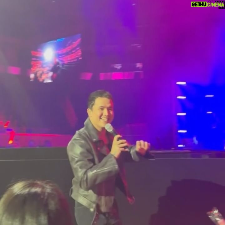 Iza Calzado Instagram - Snippets from your recent concert which really rocked!!!! β€οΈβπ₯ Happy Birthday to a brilliant star and soul @reginevalcasid π I remember when I first saw you when daddy was stage director for Jose Mari Chanβs special. You were quite new in the business and I was this little girl just admiring you and your voice. Ever since I entered showbiz, until today, you have remained the same grounded human being. Kind, generous in sharing your stories and insights and always have that infectious laugh. Kinikilig pa rin ako when I think of how lucky I am to know you at maka text ka kahit minsan lang kasi shy ako. Haha! Thank you for being an inspiring role model of what it is to be a great artist and human. β€οΈ May God continue to bless you with opportunities to share your amazing talents with the world! ππ½β¨