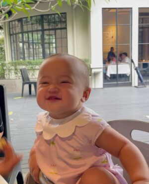 Iza Calzado Instagram - A few highlights from Deia’s 9th month on Earth! 🫶🏽