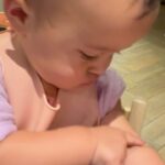 Iza Calzado Instagram – For Deia, 2024 was greeted in Boracay with a runny nose that only lasted 24 hours. When we got home on the 2nd of January, she got a fever. On the third day of the fever, we went to see our Pedia, @romeonuguidmd and he asked for Deia to take a blood test to best identify the cause of her fever. That night, we found out she was positive for dengue. The next day her fever was gone and the rashes started coming out and, thankfully, white blood cells were going up! 

I can choose to see it as my baby sadly greeting the year with sickness or be amazed by her strength and resilience. I choose to believe the latter. 

She also took her first few steps on January 1st and it’s been an incredible journey of seeing her build her strength, skills and confidence, one step at a time. 😍

P.S. Deia got baptised today and we are so glad she’s healthy and well. Can’t wait to share those photos soon! 🥰