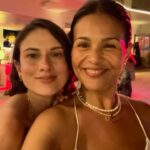 Iza Calzado Instagram - A new holiday tradition for the Wintles. 🎄 At the end of last year, we all came together for a little getaway in Boracay where our girls got to experience sand and salty water. I wonder where we’ll be off to this year?