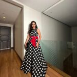 Iza Calzado Instagram – Unahan ko na kayo sa polka dots ngayon bagong taon! This wraps my work related posts for 2023. May everyone have a fabulous NY! 🎇
