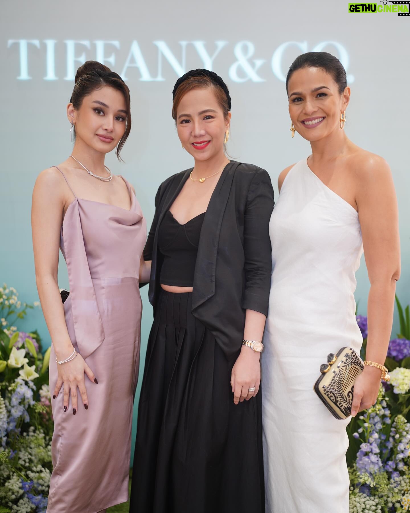 Iza Calzado Instagram - Reminiscing on this lovely afternoon with dear friends for the launch of the Tiffany icons collection. ππ€ I had a lovely time catching up with everyone! Thank you, Tiffany and Co! βΊ πΈ @rynong