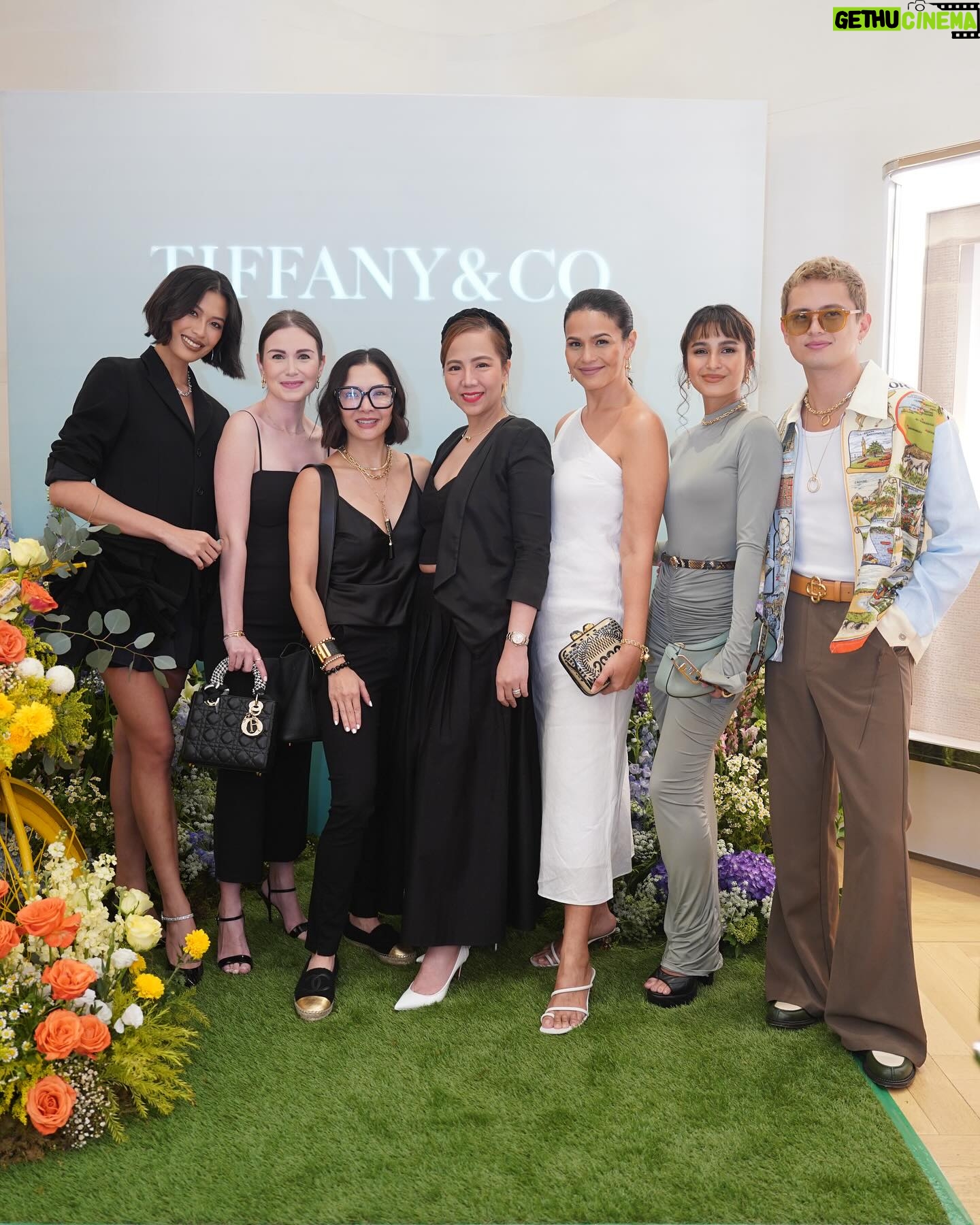 Iza Calzado Instagram - Reminiscing on this lovely afternoon with dear friends for the launch of the Tiffany icons collection. ππ€ I had a lovely time catching up with everyone! Thank you, Tiffany and Co! βΊ πΈ @rynong