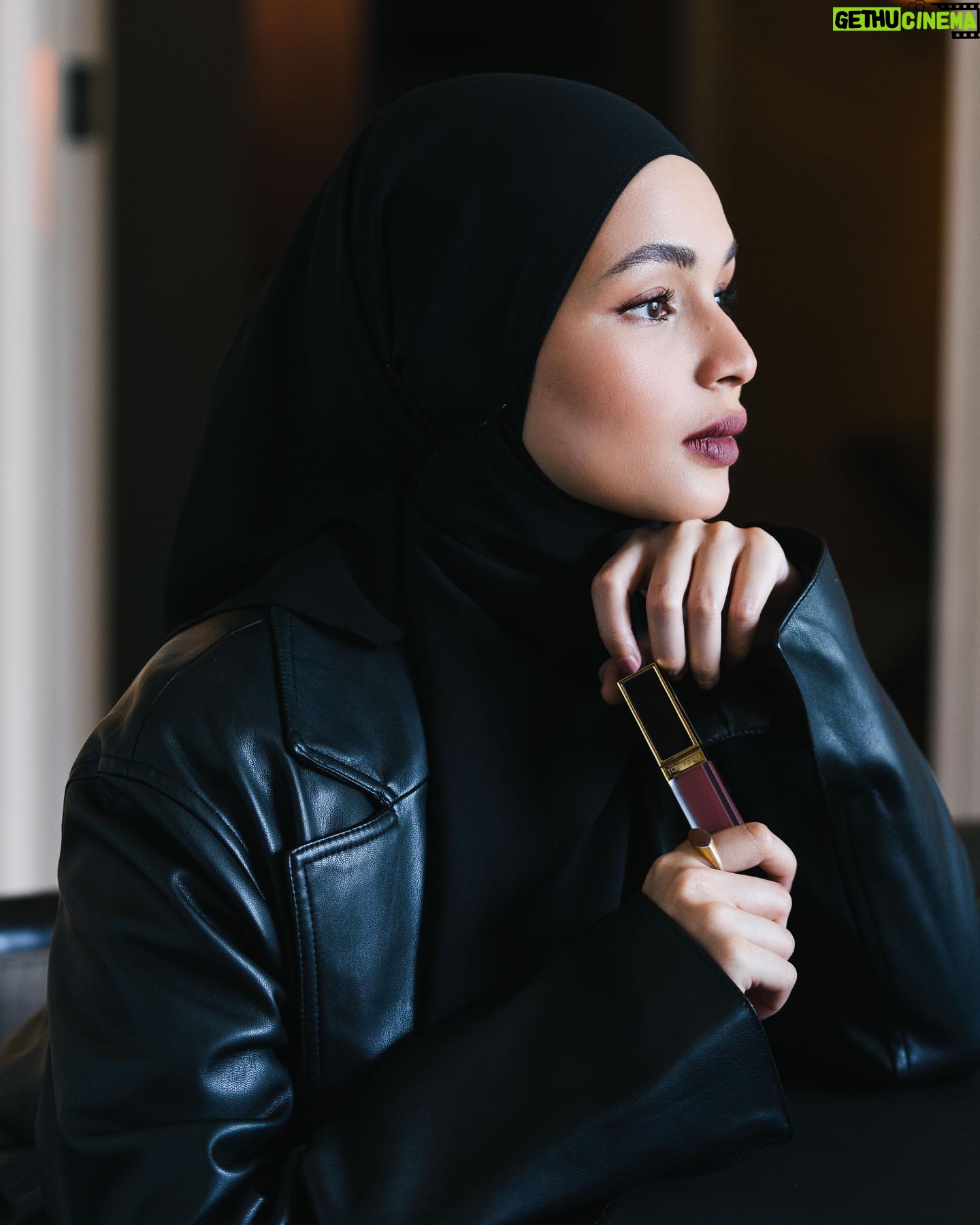 Izara Aishah Instagram - Cloud like, creamy feel. Liquid Lip Luxe Matte in Lark from @tomfordbeauty #TomFordBeauty #TFLIP