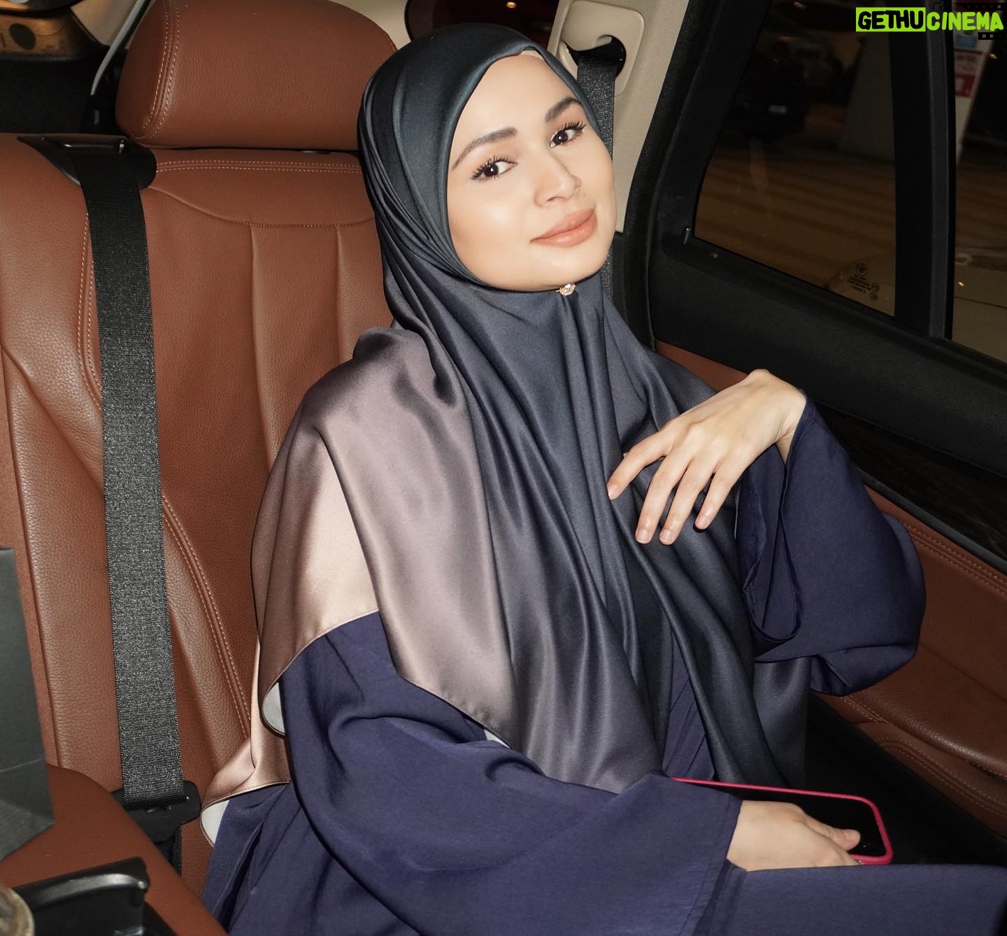 Izara Aishah Instagram - @izaraworld x @alhumairaofficial bawal. Bidang 45 memang cukup dah untuk bagi labuh. Jangan Macam macam. Sugun sat lagi baru tau