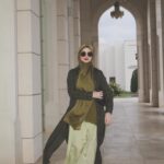 Izara Aishah Instagram - Pergi ke kedai nak beli tudung, Kedai tutup. Amara instant Hijab @izaraworld