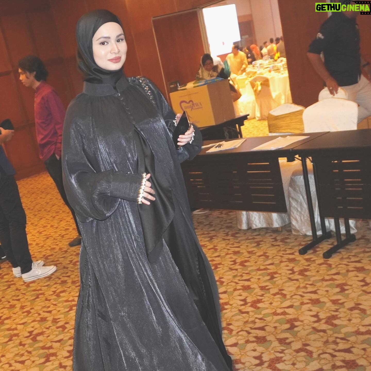 Izara Aishah Instagram - @diyanahalik ‘s new jubah raya 2024 go have a look