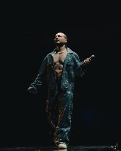 J Balvin Instagram - Gracias !!! Frankfurt - Alemania . QUE BUENO VOLVER A VERTE TOUR!! Esta nueva temporada me tiene en ALTA!!! Los amo !!! Made in Medellín . PA LA CULTURA⚡️⚡️⚡️⚡️⚡️⚡️⚡️⚡️⚡️⚡️⚡️⚡️