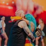 J Balvin Instagram – Siempre con visión pa la cultura !!! En cada foto momentos históricos que elevaron nuestro movimiento y que hoy lo volveremos a hacer, están listos @coachella ??