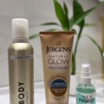 Jéssica Belcost Instagram - E vocês, quais os preferidos? - mousse: @balibody - creme: @jergensus - spray: @theisleofparadise
