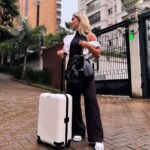Jéssica Belcost Instagram - ✈️ Vou dar um pulinho ali… adivinha onde?