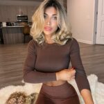 Jéssica Belcost Instagram - Hello! 🤎