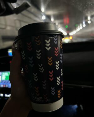 Jéssica Belcost Instagram - 01 de janeiro e meu MUITO OBRIGADA pela companhia diária de cada uma de vocês!! 

As que comentam sempre e eu já lembro do nome, as que preferem me mandar directs pra perguntar alguma coisa ou compartilhar uma história de vida.

Muito obrigada por serem minha “terapia online”, onde posso compartilhar um pouquinho da minha vida e tentar inspirar vocês com meus acertos e alertar sobre meus erros.

Obrigada por vocês que estão aqui há muito tempo e você que chegou agora. Todas são sempre bem-vindas!

Desejo que esse ano que inicia possa ser como você deseja, que você seja feliz e nunca desista. 🙏🏻

Amém! 💜