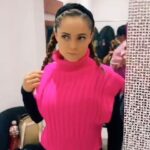 Jéssica Segura Instagram - De Jessica Segura a Menga Este fin de semana termina la temporada de @eldiablotieneotrosdatos viernes 5 función 7:30pm, sábado 6 función 8pm y domingo 7 función 5pm • Solo puedo decir gracias al público por llenar el teatro cada noche, gracias a mis amigos por todo lo vivido los amo y los admiro 💜💜💜 • #jessicasegura #actress #actriz #teatro #pastorela #backstage #comedia #caracter #theatre #fun #lovemyjob