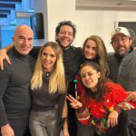 Jéssica Segura Instagram - Es Navidad y solo puedo decir GRACIAS! Los mejores regalos no tienen precio y hoy me los llevé todos: Amo a mi familia, desde mis padres, tíos, hermanos, hasta la que ahora formo con el #barbas, #pancho #tintan y #chente hacen mis días tan divertidos y amorosos 💜💜💜 • Que decir de mis amigos cada uno de ellos son tan importantes que cada que los veo solo puedo sonreír #gracias por las risas, las lágrimas, las pesas, las noches de juegos, las cenas, los viajes y las aventuras que Dios los bendiga siempre • Mi trabajo ese que desde niña soñé, ese que me reta, me divierte, me empuja y me ha dado tantas alegrías pero sobre todo que me ha regalado #fans y una comunidad que me echa porras y me abraza • Por último @adrian.pous mi compañero , mi cómplice y amigo mi viejito ( Porque ya estás grande amor) #teamoconelalma •Feliz Navidad! ❄️❄️❄️ • #christmas #navidad #couple #family #love #doglover #gift #friends #actress #blessed #bendecida