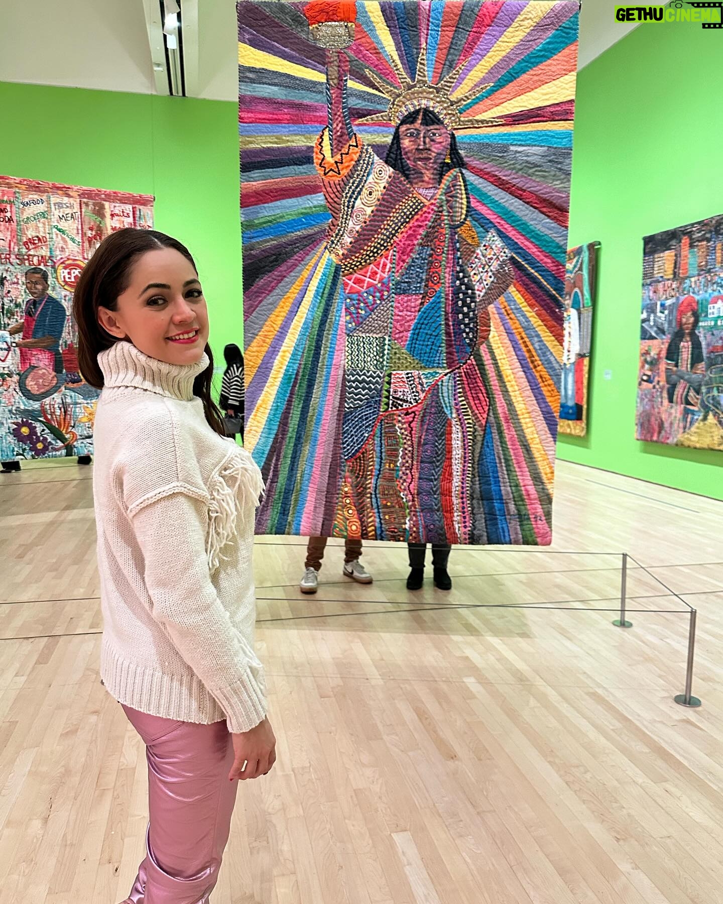 Jéssica Segura Instagram - “SAN FRANCISCO” festejó cumple 41 • Día 1 Cumplir años el mismo mes es lo mejor que nos puede pasar @adrian.pous #teamo • @sfmoma disfrutamos muchísimo del museo, hubo arte, hubo risas, hubo comida deli, se los recomendamos mucho • Tip sigan la cuenta @onlyinsf antes de venir a SF • #sf #california #vacation #travel #couple #love #museo
