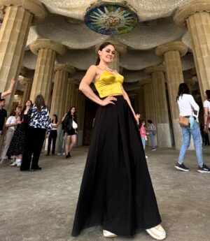 Jéssica Segura Instagram - Park Güell

Litera viviendo un sueño

• Mi #outfit, los pantalones son de @monjevy  y son lo máximo esta temporada los tenemos en palo de rosa, rojo, verde, azul, fiusha y negro 

#espaňa #barcelona #gaudí #parque #arte #travel #trip #vacation #ootd #fashion #color