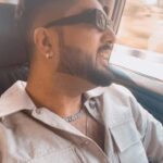 Jaani Instagram - Machli Mitti ch Tairdi…💚📿💚 #Honeymoon #Jhaanjar