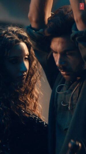 Jaani Instagram - Kon tha Samandar Jo Pass Tere Aayea,,Kon Nadi Jisne Teri Pyaas Bhujhaai ✍️ ACHHA SILA is out now dosto ❤️❤️ show love if you love it ! @rajkummar_rao @bpraak @norafatehi @arvindrkhaira @tseries.official #Jaani