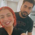 Jaani Instagram - The super talented one and only @jasminesandlas GULAABI QUEEN ❤️🫶❤️ #2023 is all about Newness !!