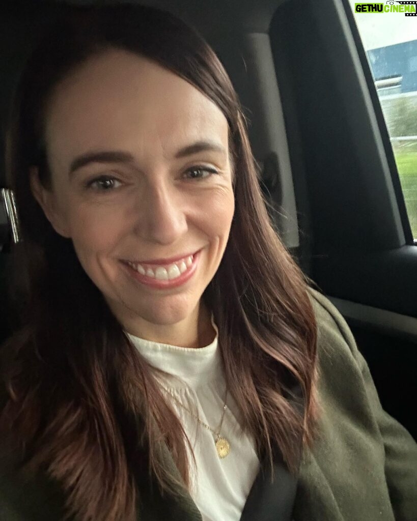 Jacinda Ardern Instagram - When I left parliament there were a few questions I got asked quite often - are your family happy to have you back (mostly 😂) and will you write about your time in office? At first, my answer was no.  I didn’t want to write a book that hauled over the internal politics of the last five years, and then someone convinced me that I didn’t have to. That maybe it might be worth expanding on some of things I talked about in my valedictory instead—like the idea you can be your own kind of leader and still make a difference.  And so that’s what I’m planning to do.   I’ve seen a bit of speculation about me writing, but there’s not too much more to say other than I’m planning on doing it and will be working with a lovely team of publishers (including Penguin in NZ and Australia, Macmillan in the UK and Crown in the United States.)   There’s no set date for when it will be done- the Christchurch call work on violent extremism and terrorism online is keeping me pretty busy- but I hope when it’s done, it’s the kind of book that would have made a difference to my 14 year old self. (📸 Today -finishing up in Wellington after Chch call meetings.)