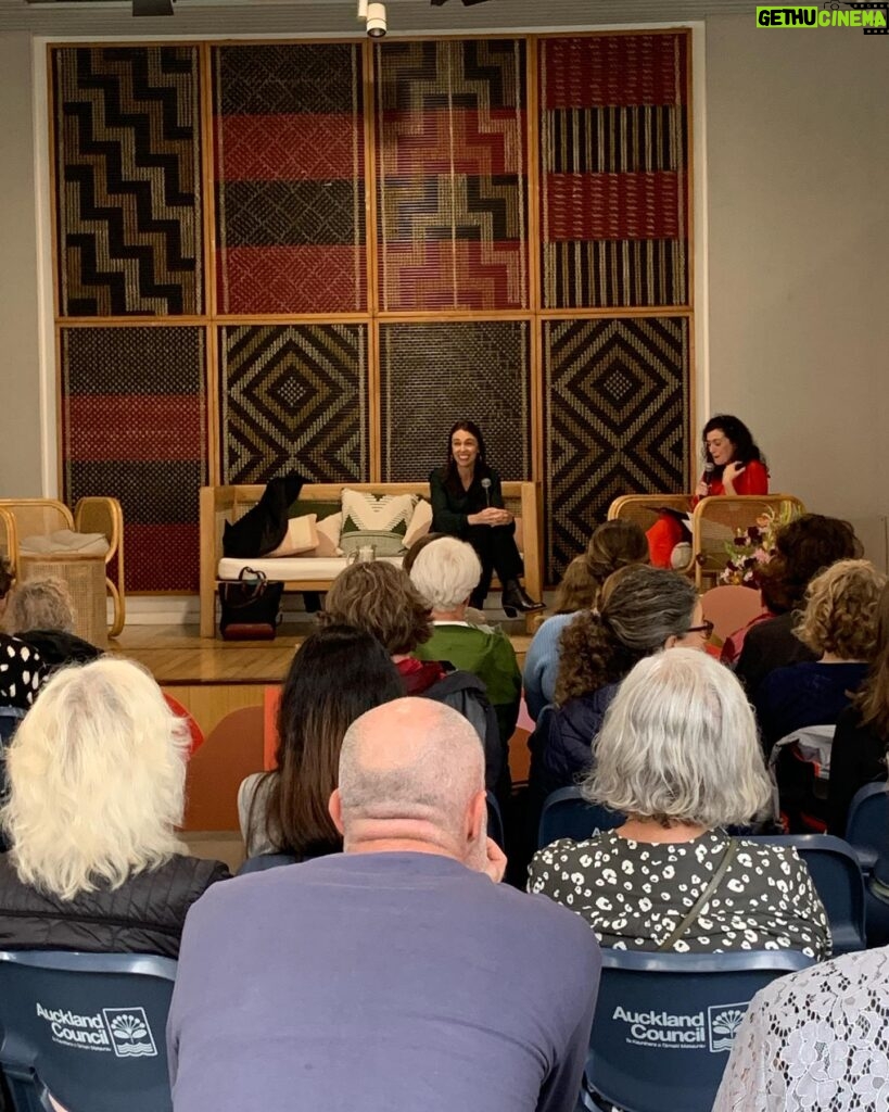 Jacinda Ardern Instagram - Spent an hour with Noelle McCarthy speaking at HER conference at Ellen Melville Hall in Auckland today. A beautiful event to be a part of. Thanks Noelle, and thanks @ellamizrahi tor organising!