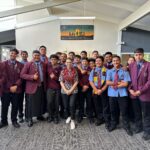 Jacinda Ardern Instagram - A couple of weeks ago I got an email from the De La Selle College debating team asking if I’d drop by as they prepared for their next round of competition. Debating was a huge part of my life when I was at school - it taught me so much, including how to see the world from other people’s perspective. I loved visiting today, and talking competition tactics. Thank you so much for having me De La Selle! It was such a treat.