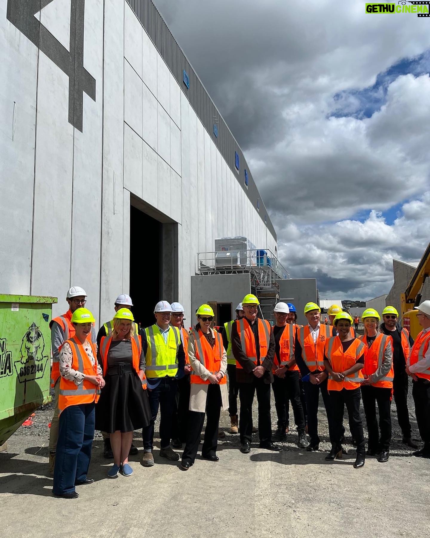 Jacinda Ardern Instagram - Up in West Auckland today visiting some of the new screen industry studio space we’ve helped support. Some fun facts: there are now 7900 employees in the Auckland screen sector, and that’s increasing at about 5% per year. That growth has been supported by a significant increase in studio space (from 5000sqm in 2014 to 42,100sqm in 2021) and 80% of those employed across this sector are medium to highly skilled workers. We have some really exciting new productions either here, or coming, and the trick will continue to be ensuring they help benefit and train our domestic workforce, and to see those numbers keep ticking up!