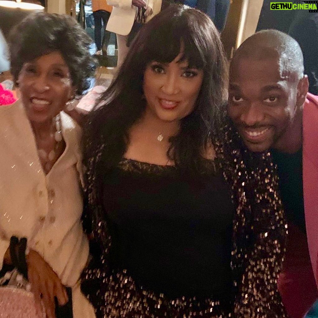 Jackée Harry Instagram - What a legend! I had a great time celebrating @thenormanlear’s 100th birthday. If you missed @abcnetwork’s look back at his contributions to TV, please check it out on Hulu. Thank you for everything, Norman!