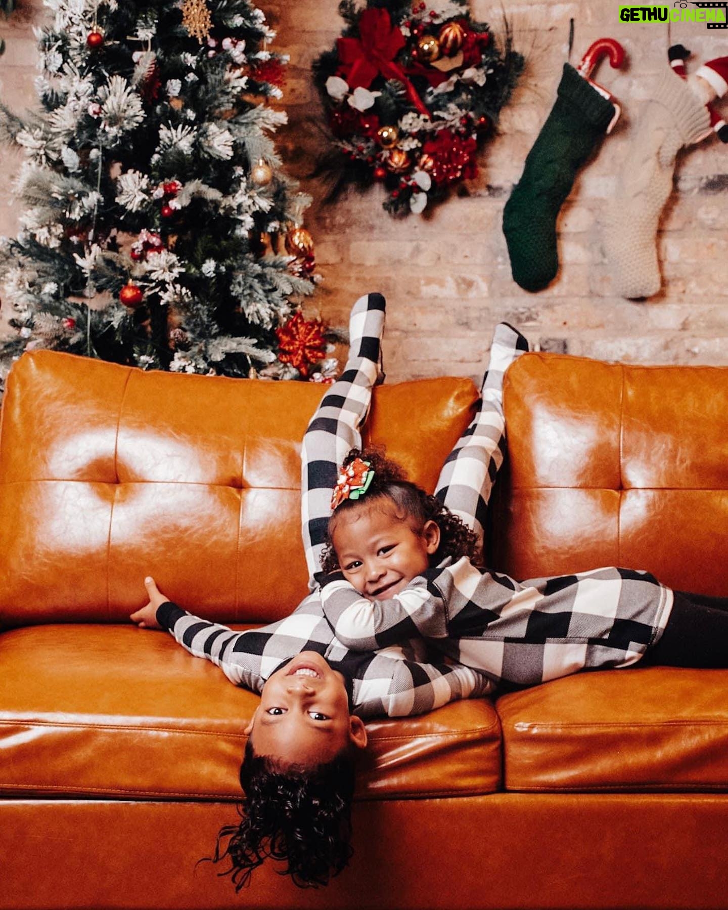 Jackée Harry - 3 Likes - Look at my precious grand babies! So so happy to have them celebrating here with us this year 🥰