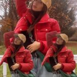 Jackie Cruz Instagram – Started my holidays early. Thank you @thealist.us for setting me up. ♥️ jacket @jcrew purse @lesportsac jeans @goodamerican hat @ritual
