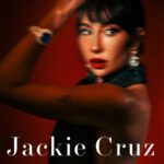 Jackie Cruz Instagram - "La música representa todo mi corazón" JC. #linkinbio FOTO: @ievegonzalez ENTREVISTA: @magjcelis MUAH: @yessi.ag98 STYLING: @viko_navarro PRODUCCIÓN: @roger_sh Total looks: @renee.suarlo @alamode.mx @peche_designs @becmodamx Aretes/ @gloriasadamx Zapatos/ @alexandervauthier @farfetch