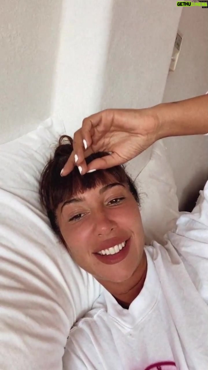 Jackie Cruz Instagram - Much love to you guys and thank you for the continued support. 🌹🌻🌈🌚🌞