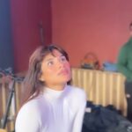 Jackie Cruz Instagram - Tener una mejor amiga que valora tus logros como lo haces tú, Diane, llena mi corazón de gratitud. Nuestro viaje de crecimiento juntas ha sido una verdadera bendición, y espero con emoción lo que el futuro nos tiene preparado. No eres solo mi amiga; eres mi compañera de vida, y atesoro cada momento contigo, @dianexguerrero. 💫❤️ i can’t stop thinking about you bestie.